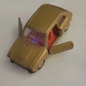 Tomica Tomy 1974 Pocket Car #83 Honda Civic GL Gold Die Cast Right Side Driver